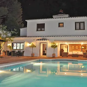 1102 With Pool ,lounge, Bbq ,direkt In Marbella