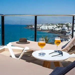 https://estelai.in-canary-islands.com